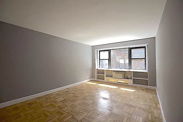 Rented by Botensten Properties International | media 3