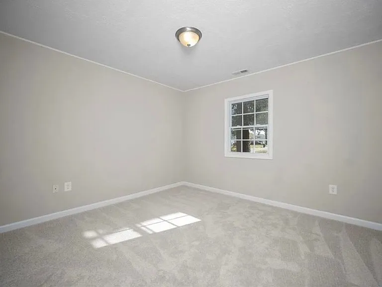 1812 Tulane Rd — Photo 15