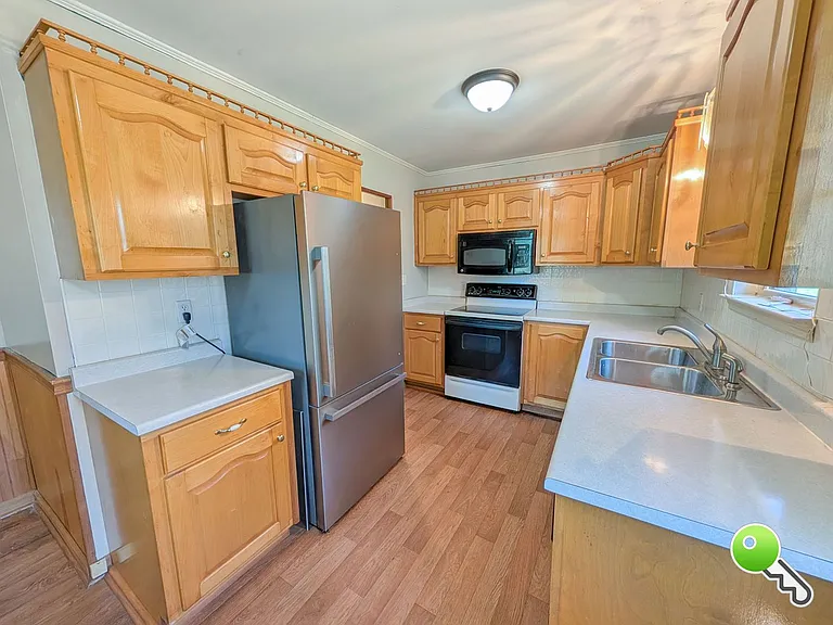 710 Floy Dr — Photo 3
