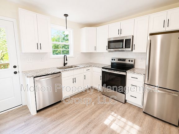 3rd image of 432 N Caldwell Ave Unit 436