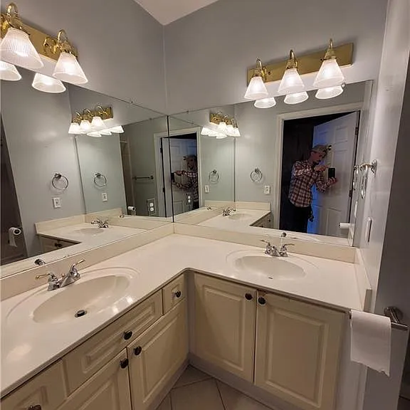 3334 Peachtree Rd NE #404 — Photo 8
