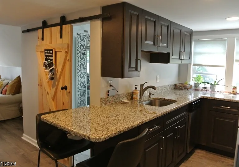 11 Delaware Pl #3 — Photo 3