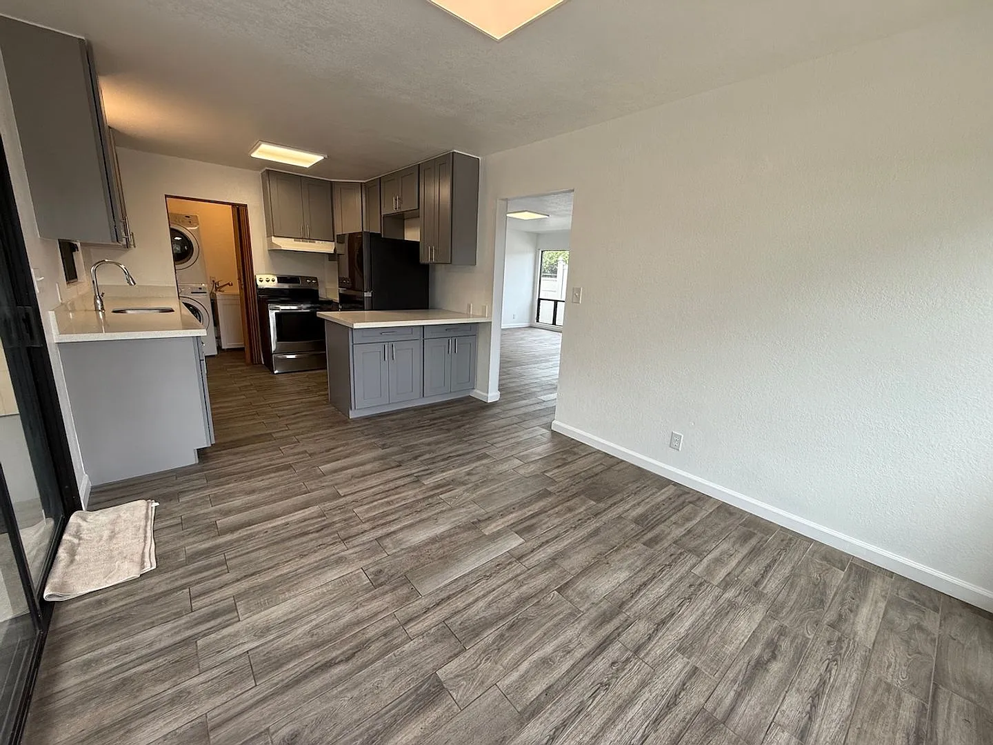 For Rent - 949 8th Ave (front) — Photo 4