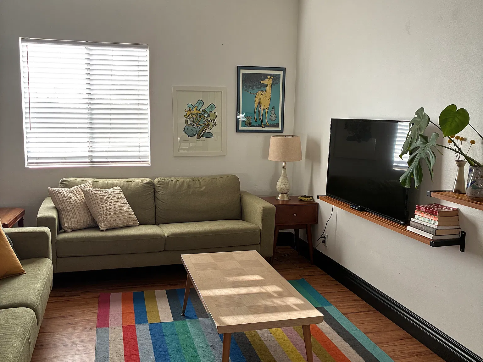 1 bed, 720 sqft, $2,300 — Photo 2