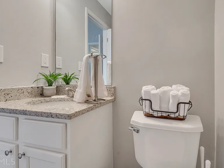 7269 Crestside Dr — Photo 18