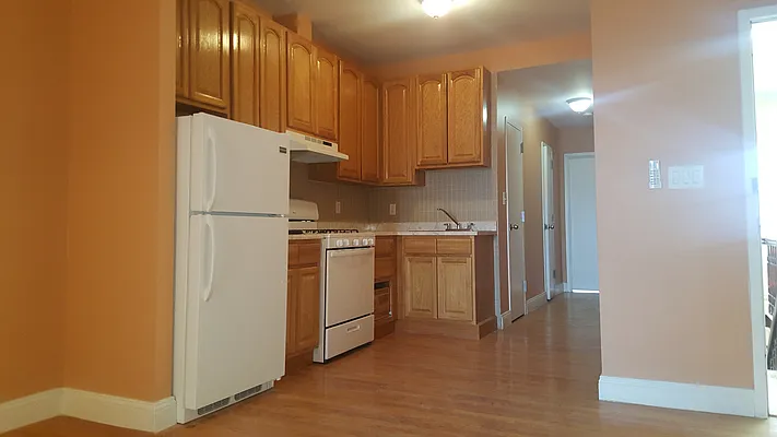 Rented by Urban Realty NYC | media 4