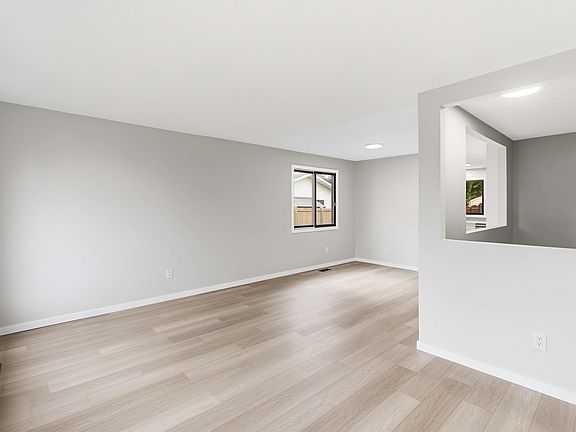 5th image of 7715 15th Ave NW