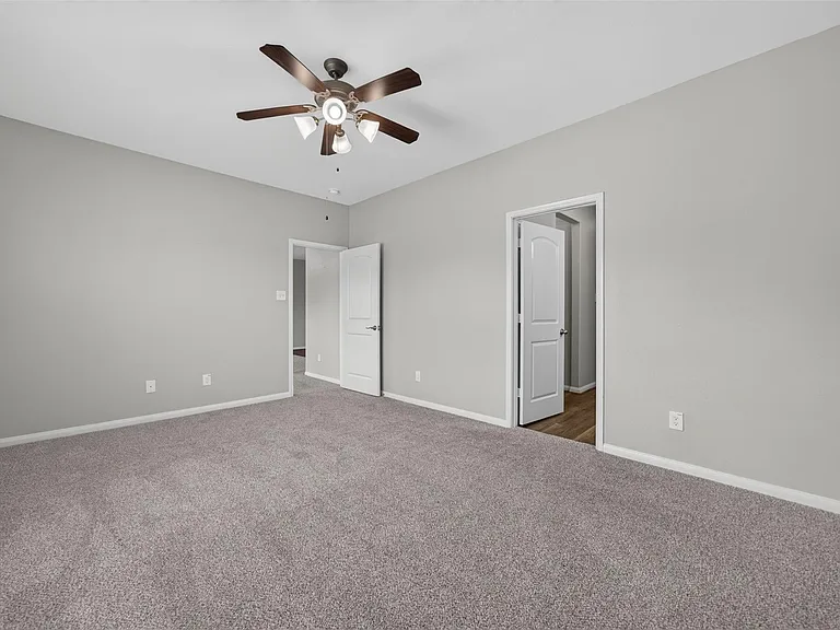26055 Allan Poe Dr — Photo 15