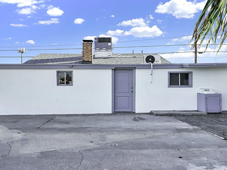 4603 Byron Street — Photo 1