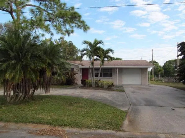 239 Freeport Ave NE, Saint Petersburg, FL 33702