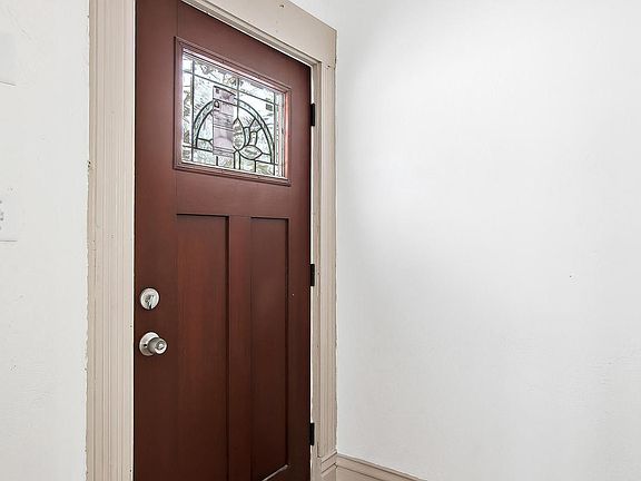 3rd image of 1929 53rd STREET