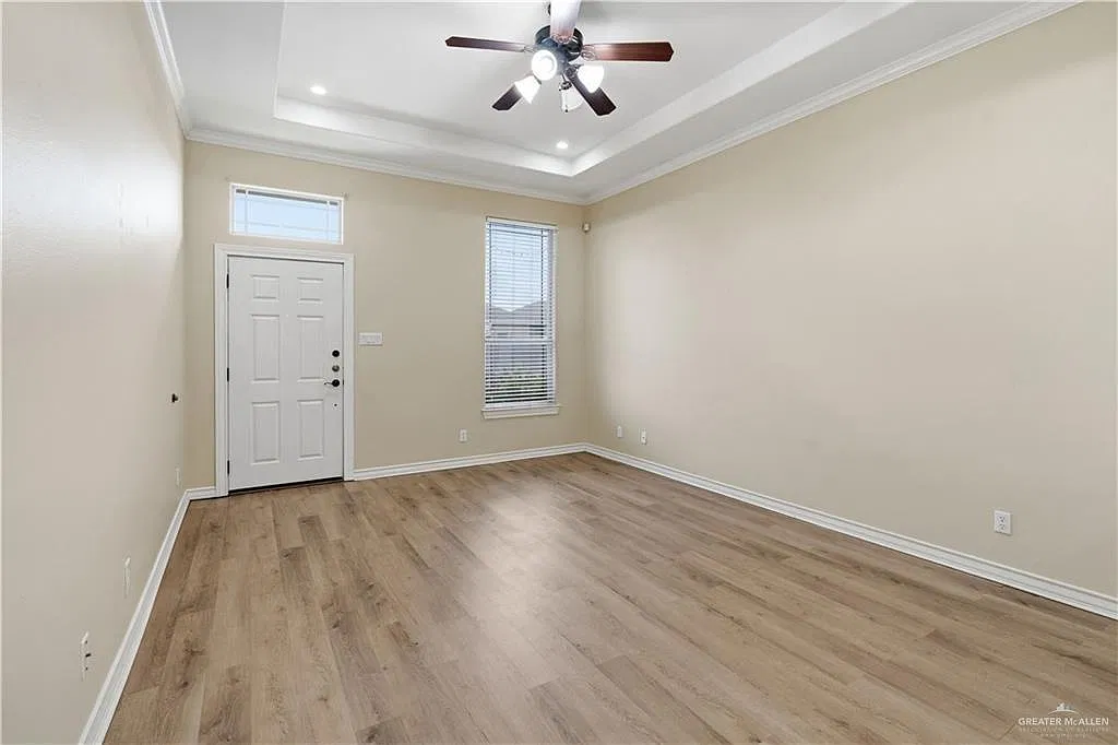2 bed, 2.0 bath, 1146 sqft, $1,200 — Photo 2