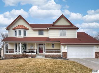 16314 Decatur Cir, Omaha, NE 68118