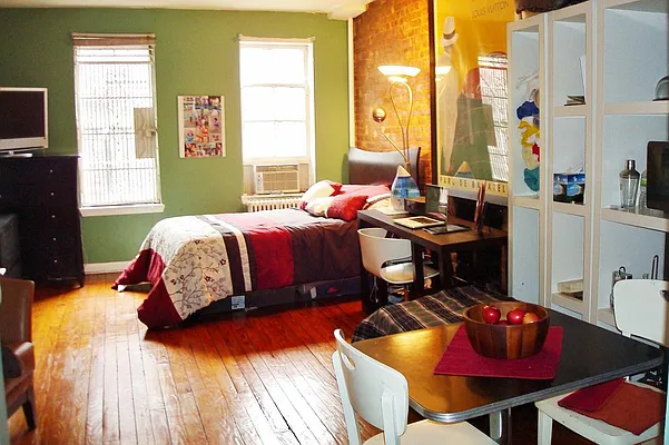 Rented by Corcoran | media 3