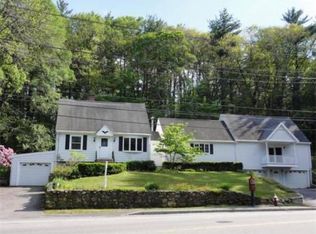 79 Burlington Rd, Bedford, MA 01730