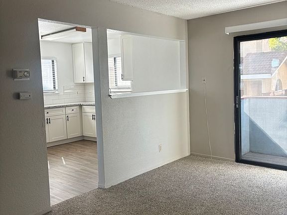 4th image of 266-276 W Sunnyoaks Ave #272