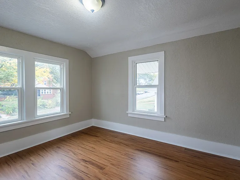 4234 Parker St — Photo 14