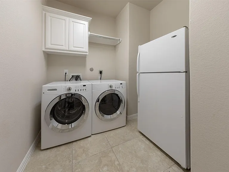 10406 Mossback Pine Rd — Photo 34