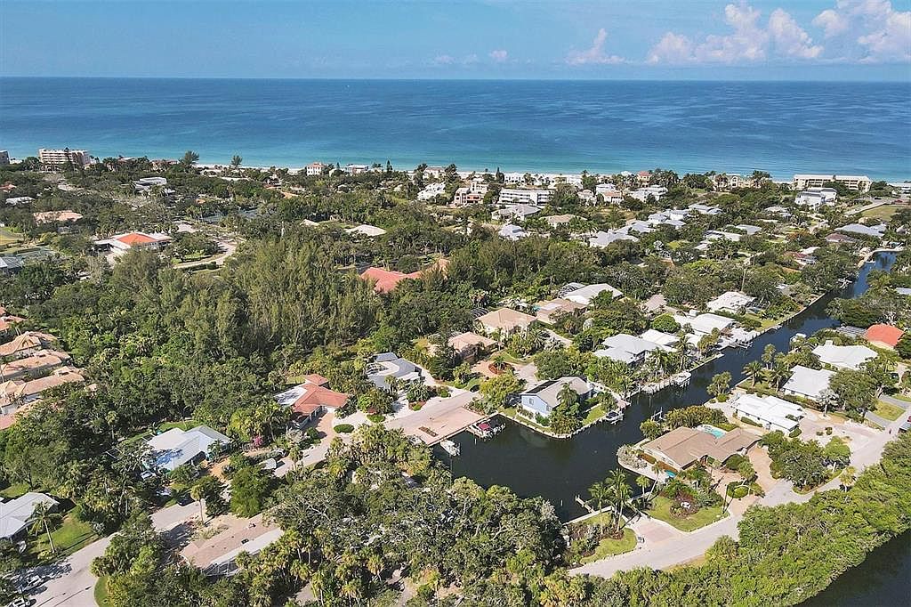 628 Buttonwood Dr, Longboat Key, FL 34228 MLS A4576877 Zillow