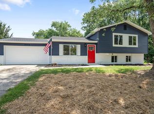 8496 Banwick Ct, Powell, OH 43065