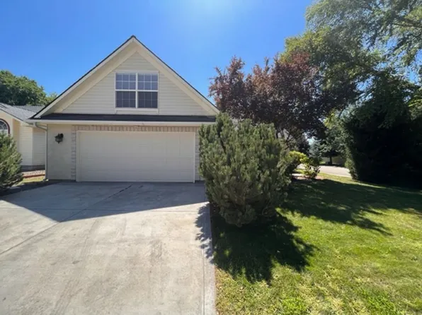5774 N Parchment Ave, Boise, ID 83713