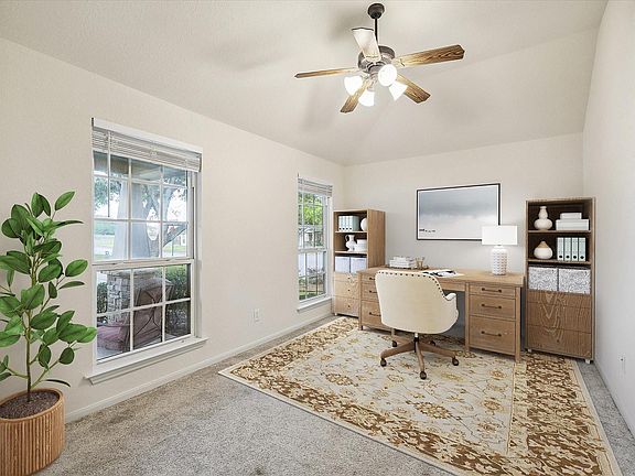5th image of 19403 Valiant Woods Dr