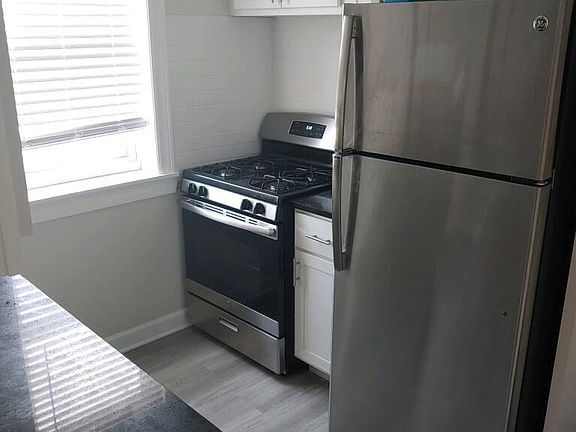 3rd image of 4218-4216 N Clark St #3EA