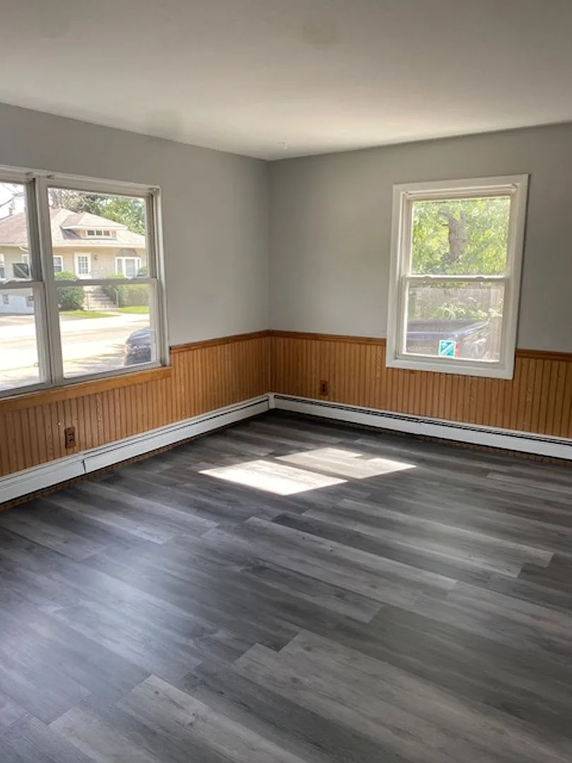 319 N Center St. — Photo 2