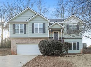 18 Forrest Ln, Newnan, GA 30263