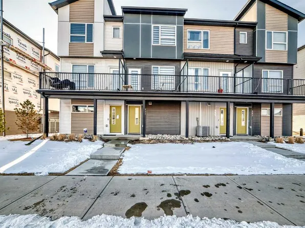 263 N Redstone Blvd NE, Calgary, AB T3N 1V7