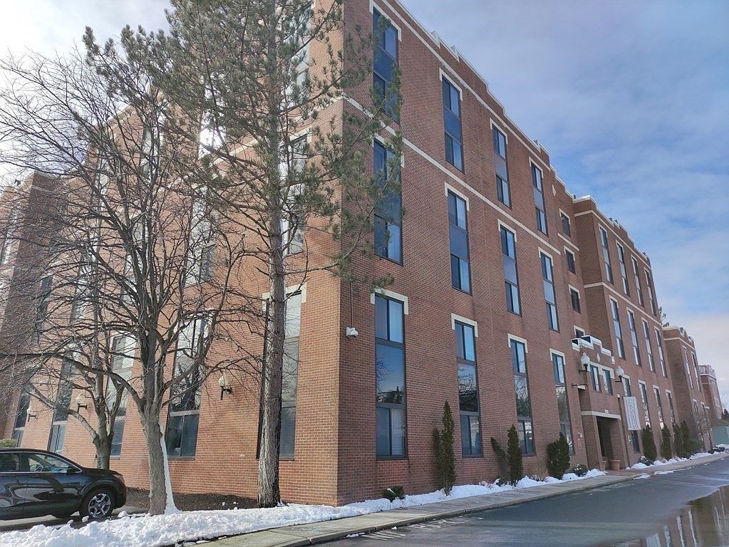 2030 Daniels St UNIT 209, Malden, MA 02148 MLS 73145008 Zillow