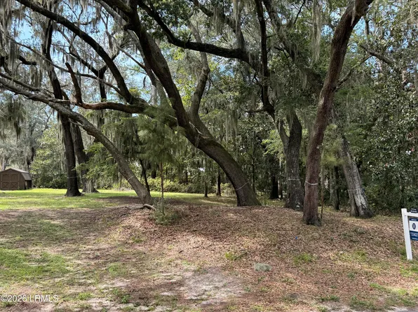616 Huguenin Drive, Beaufort, SC 29902