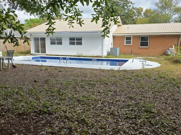 504 23rd St, Niceville, FL 32578