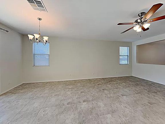5th image of 11452 W Westgate Dr