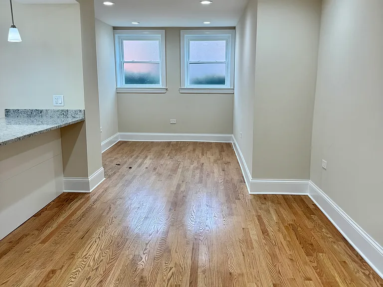 5506 N Glenwood Ave #G — Photo 9