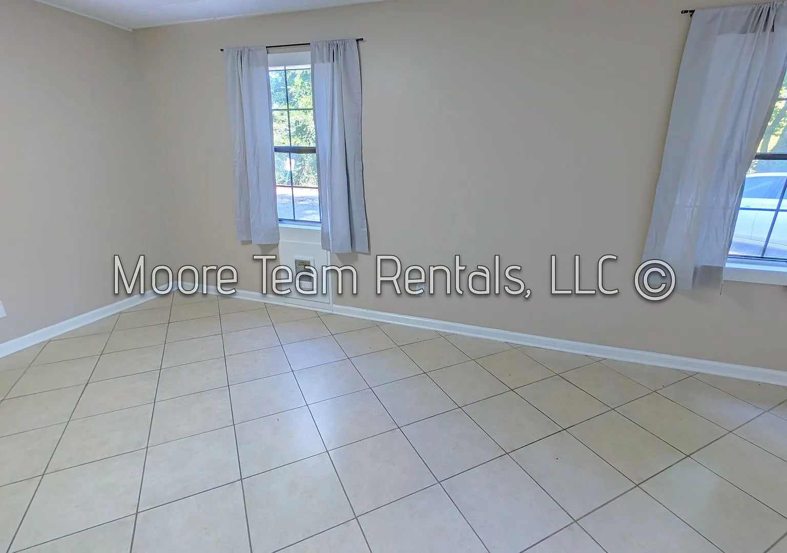 Hendersonville Heights Apts 506 — Photo 3