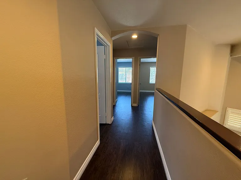 216 Richmond Park Pl — Photo 33