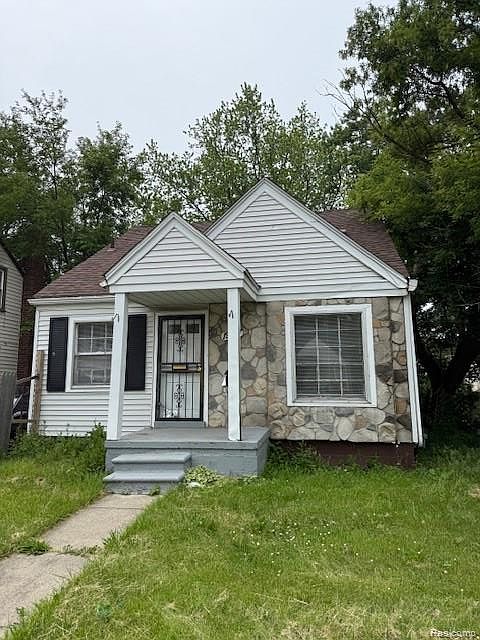 1st image of 19637 Hasse St