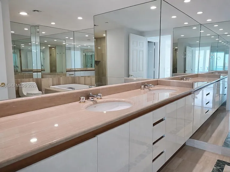 1643 Brickell Ave #903 — Photo 15