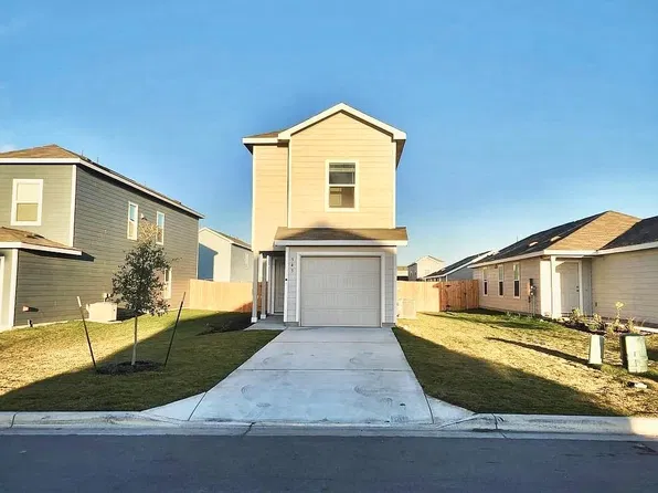 543 Commander Abbott Dr, Jarrell, TX 76537