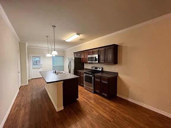 3rd image of 5417 Galante Ln