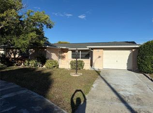 11210 Meadow Dr, Port Richey, FL 34668