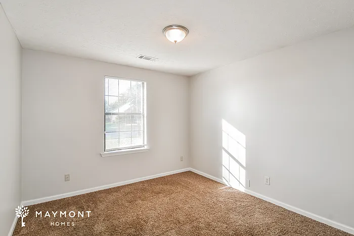 6355 Sandy Ridge Curv — Photo 9