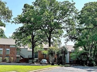 801 Country Club Cir, Athens, TX 75751