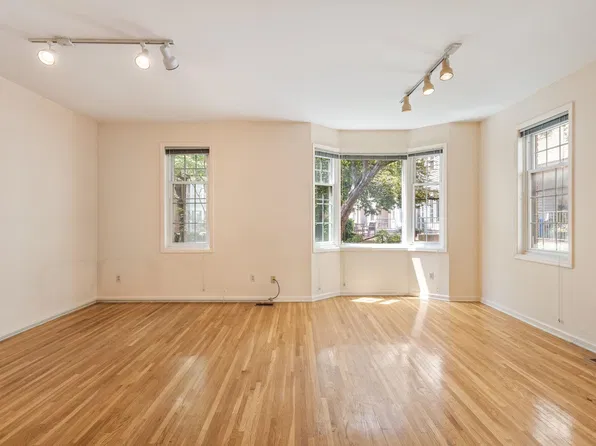 456 9th St APT 39, Hoboken, NJ 07030