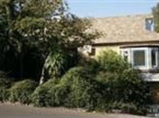 10 Oak Ave, Belvedere Tiburon, CA 94920