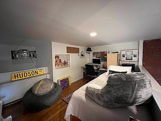 4th image of 10 Jones St APT 4A
