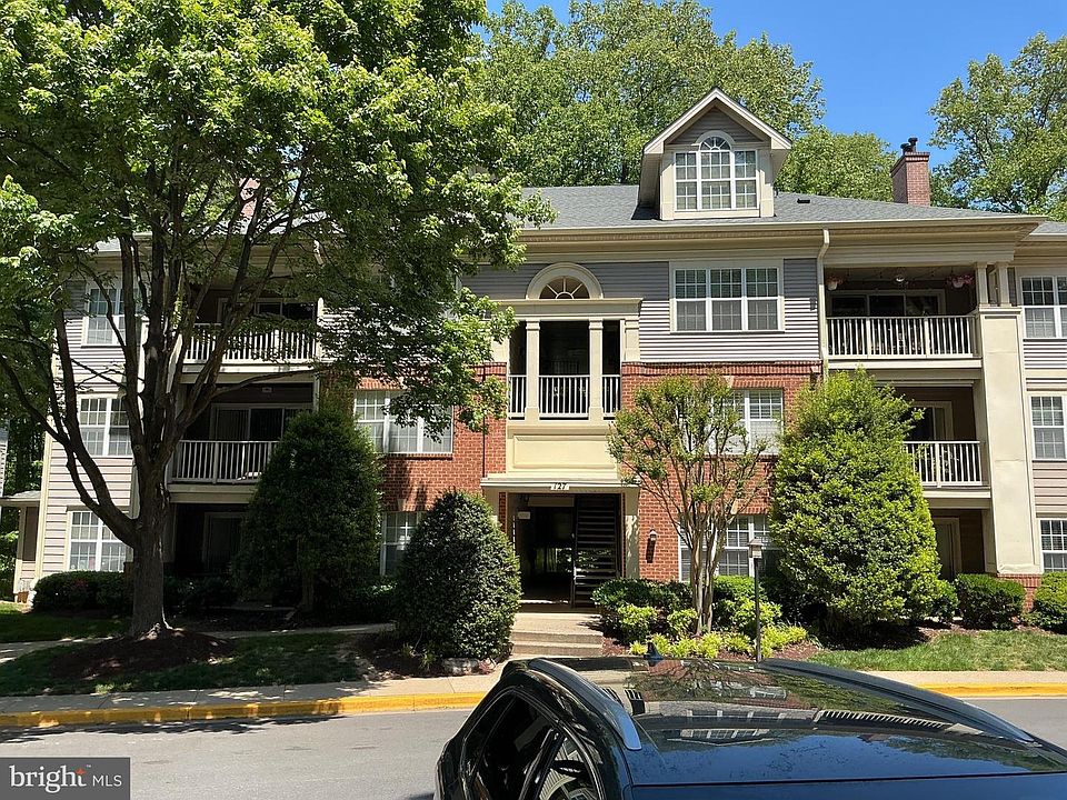 1st image of 127 Timberbrook Ln APT 202