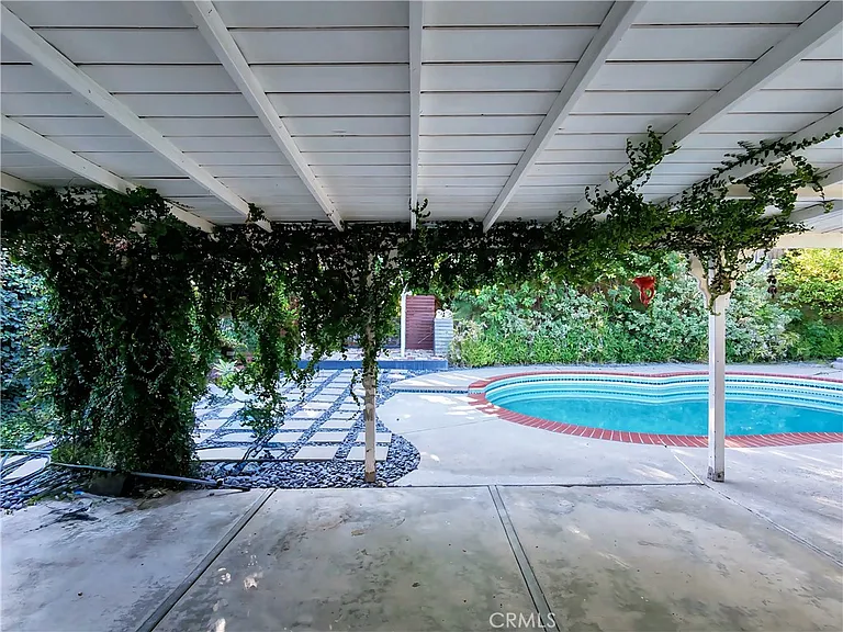 7049 Semrad Rd — Photo 39