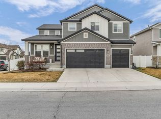 10954 S Coastal Dune Dr, South Jordan, UT 84009